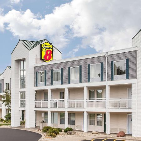 Super 8 By Wyndham Madison East Hotel Exterior foto